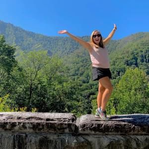 Meet your Posher, Jennifer